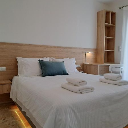 Luxury Suite Патра Екстериор снимка