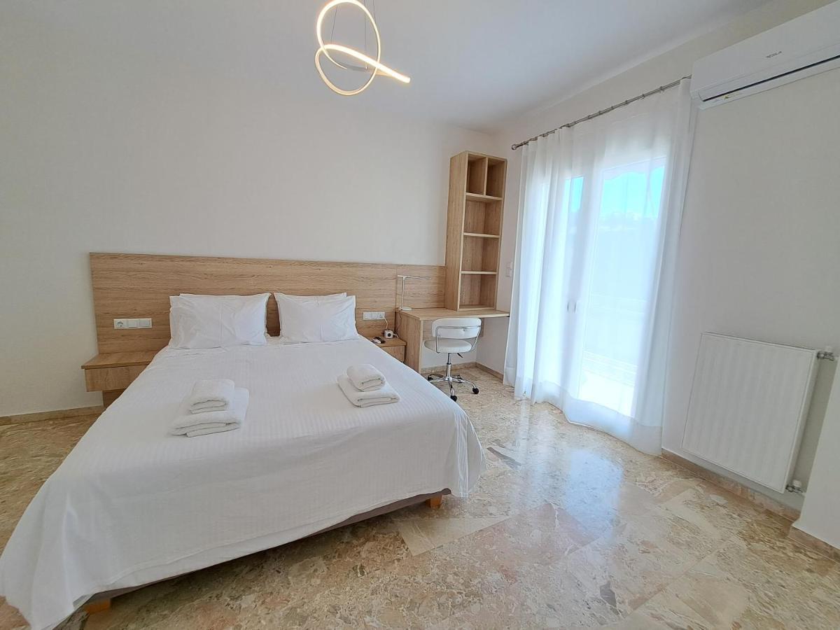 Luxury Suite Патра Екстериор снимка